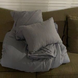 Cal king grey comforter ❤️